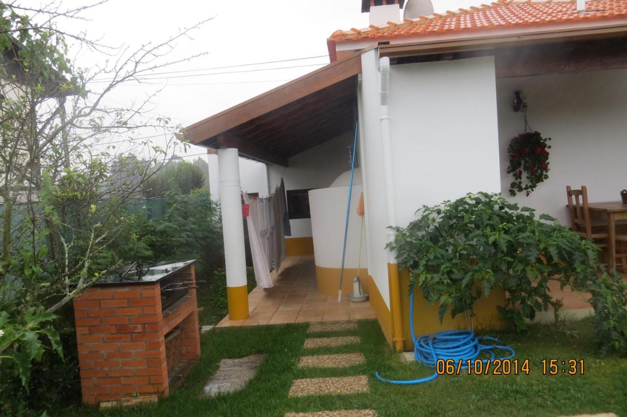 Casa da Avó, campo praia a 2 kms do mar Espinho  Exterior foto